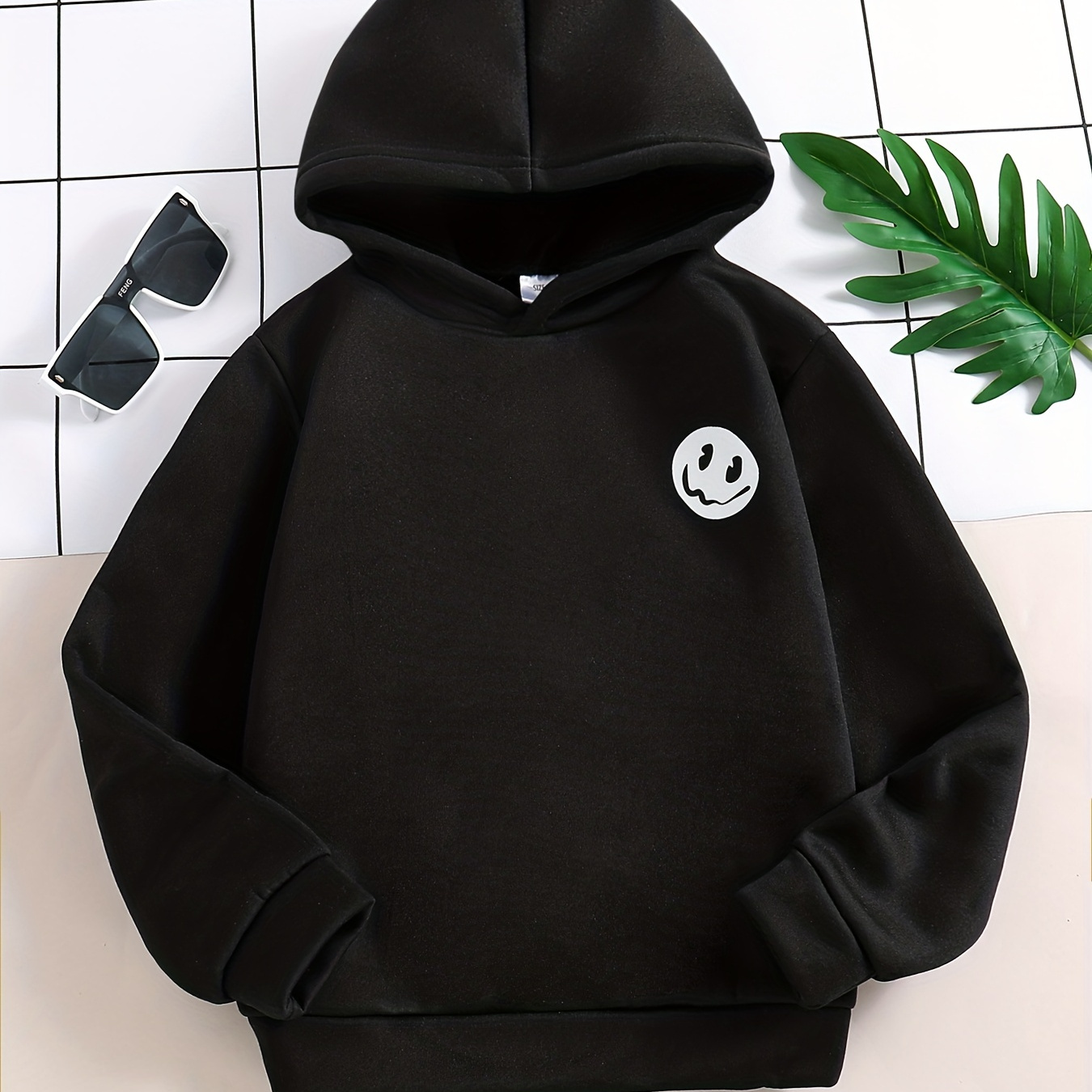 

Smile Face Print Hoodie, Hoodies For Boys, Boy's Casual Graphic Design Pullover Hooded Sweatshirt For Winter Fall