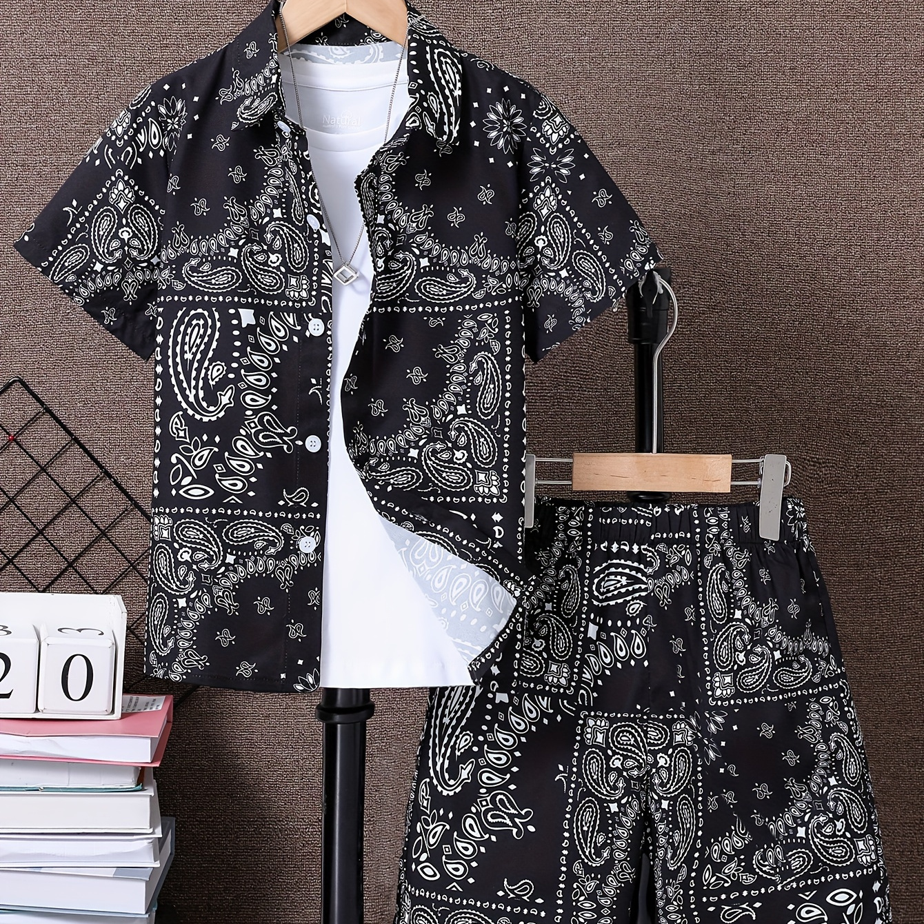 

2pcs Boys Casual Paisley Random Print Short Sleeve Lapel Shirt & Shorts Set, Comfy Summer Boys Clothing