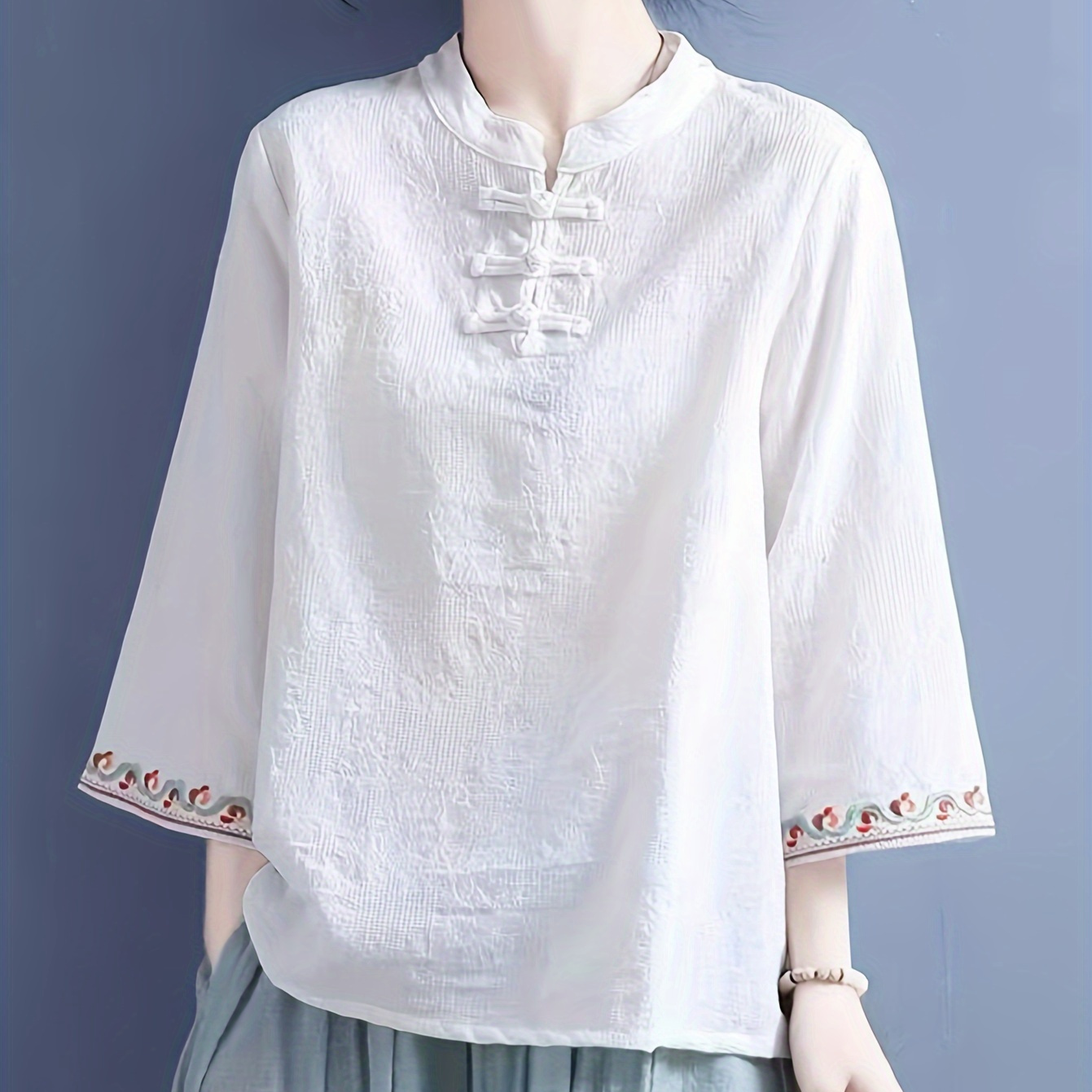 

Breathable Linen-viscose Women's Shirt With Embroidery - Comfortable Chinese , Mid-sleeve Tang Suit Top For Vacation Wear