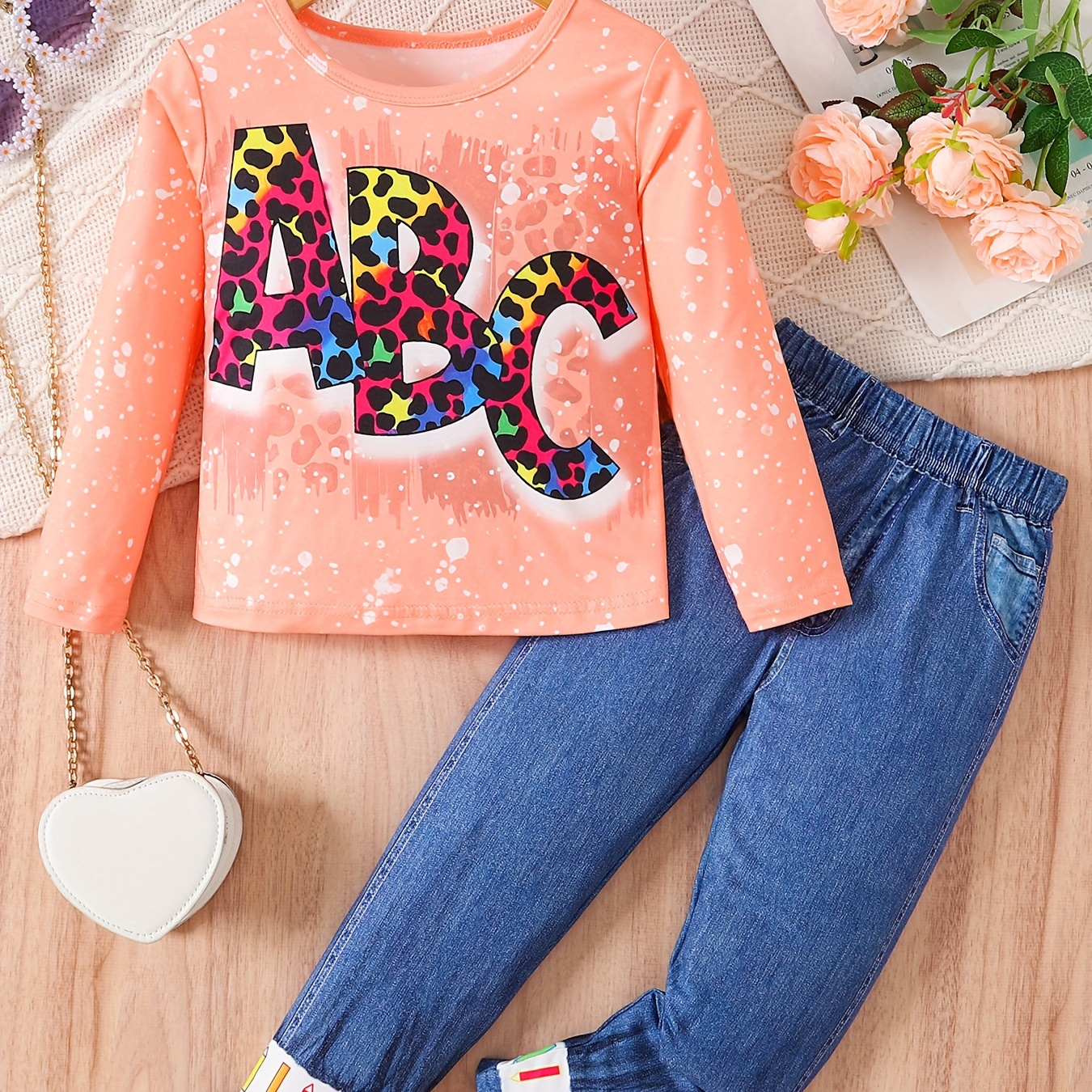 

Trendy 2pc Girls Abc Print Pullover + Pocket Graphic Imitation Denim Printed Pants Set, Kids Clothes For Spring Fall Gift