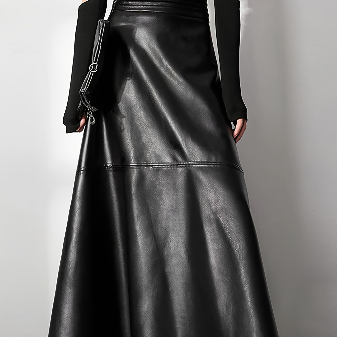 

Custom-designed Plus-size Fashionable Women' Color Flared A-line Leather Skirt