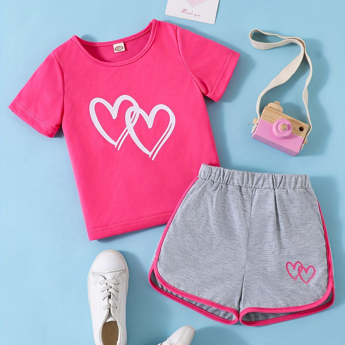 

2pcs Toddler Girls Heart Graphic T-shirts Casual Round Neck Tees Top & Contrast Binding Track Shorts Kids Summer Clothes