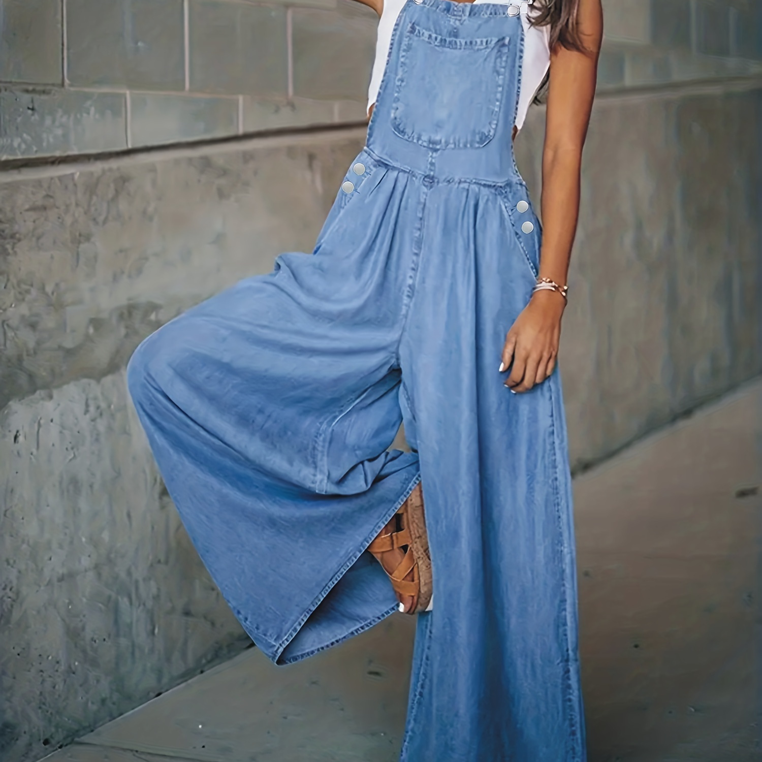 Blue Loose Fit Denim Jumpsuit, Non-Stretch Wide Legs Adjustable Shoulder Straps Denim Overalls, Women's Denim Clothing