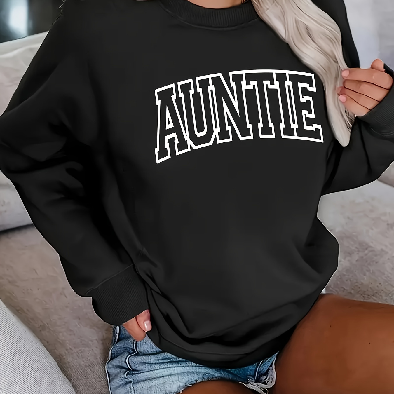 

Vintage Crew Neck Sweatshirt With Geometric 'auntie' Print - Polyester Knit Fabric, Long Sleeve, Regular Fit, For Fall/winter - 95% Polyester 5% Elastane