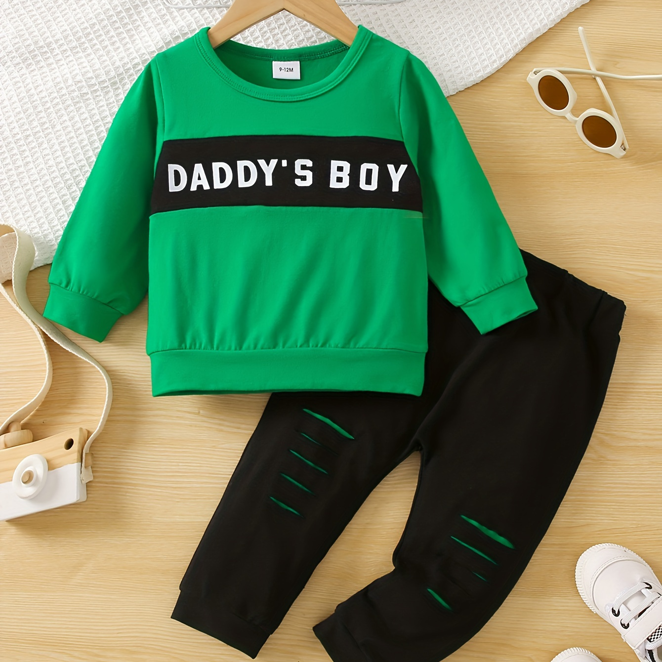 

Baby Boys Casual Fashion Outfit, Daddy's Boy Print Letter Long Sleeve Sweatshirt Pullover + Ripped Trousers Set