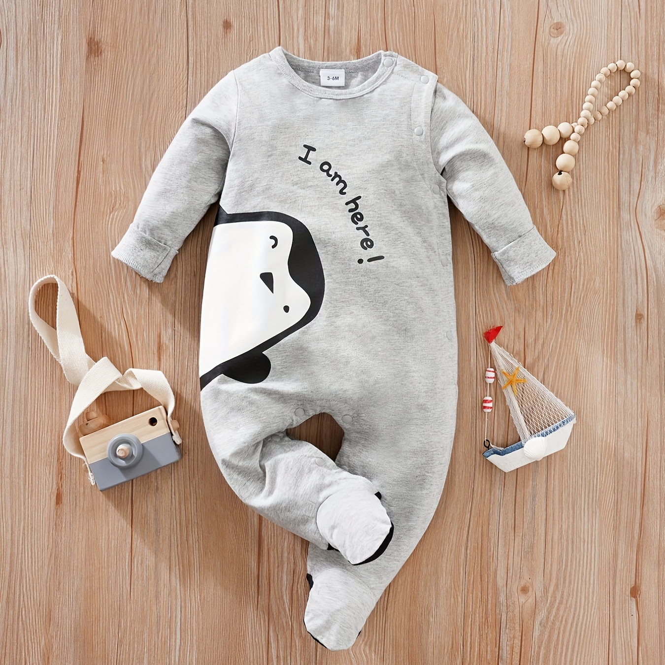 

Cute Cartoon Penguin Cotton Baby Long Sleeve Footed Jumpsuit