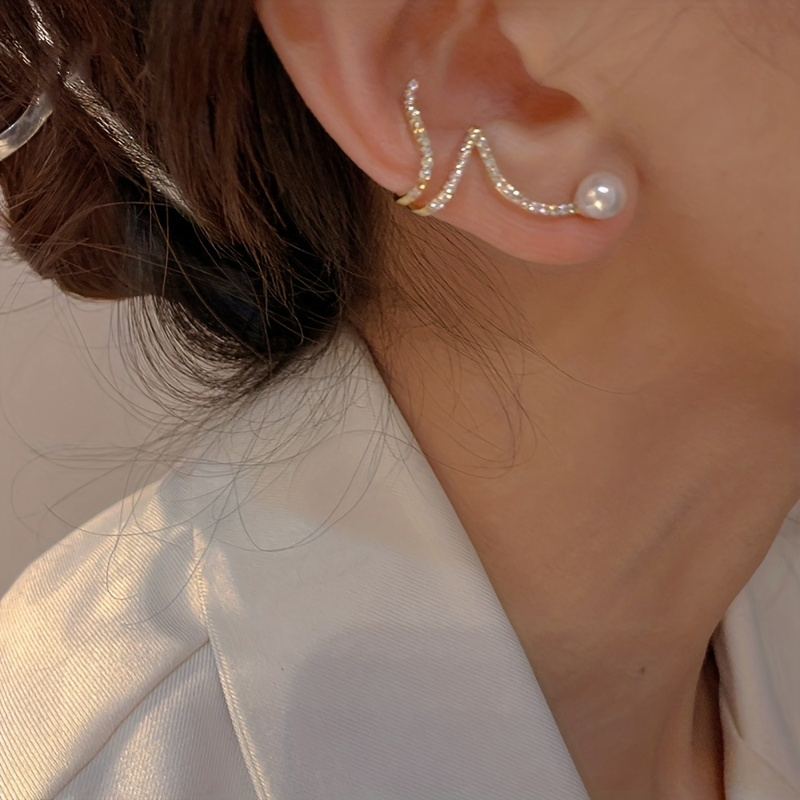 Super Fairy Butterfly Ear Cuff No Piercing Clip Earrings For Women Fashion  Exquisite Crystal Zircon Ear Clip Banquet Jewelry - AliExpress