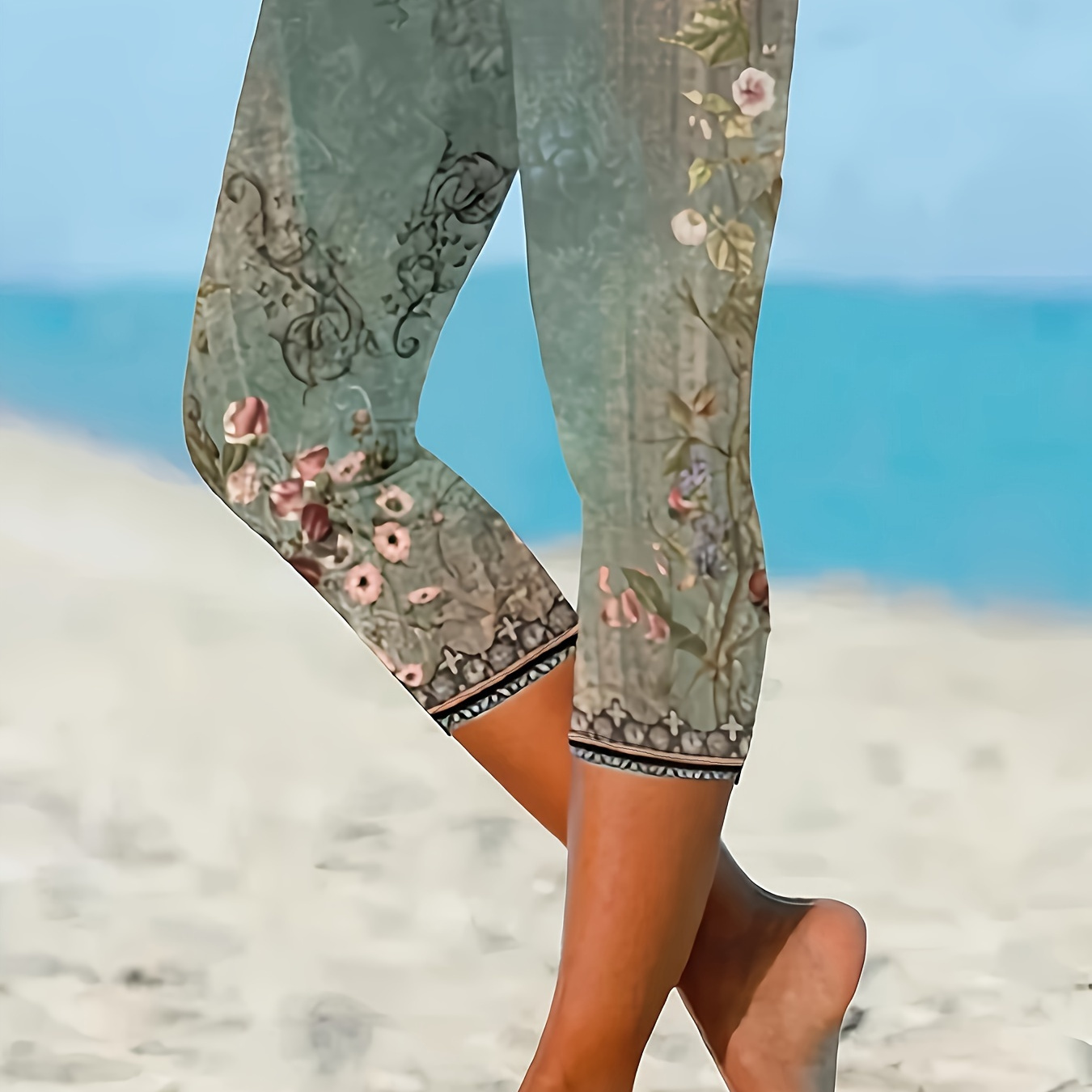 

Plus Size Floral Print Skinny Leggings, Casual Every Day Stretchy Capris Leggings, Women's Plus Size clothing
