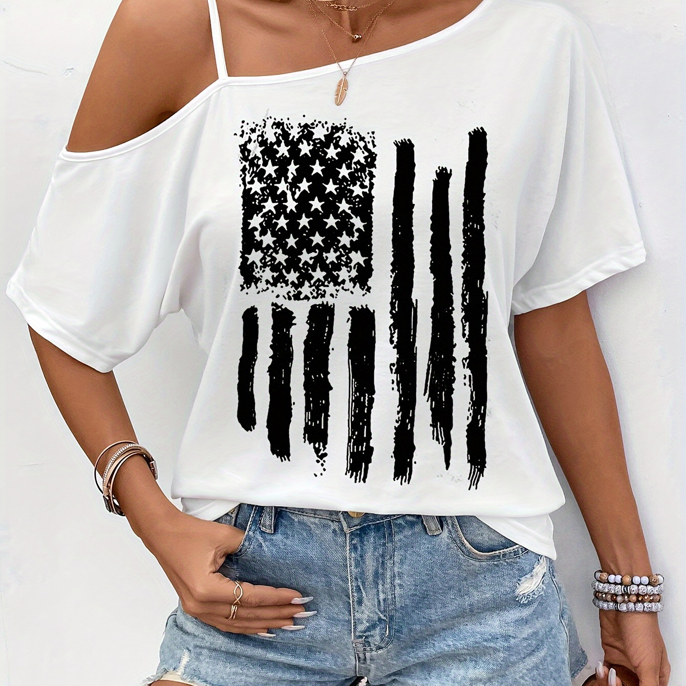 

Flag Print Cold Shoulder T-shirt, Casual Short Sleeve Asymmetrical Backless Top For Spring & Summer, Women's Clothing