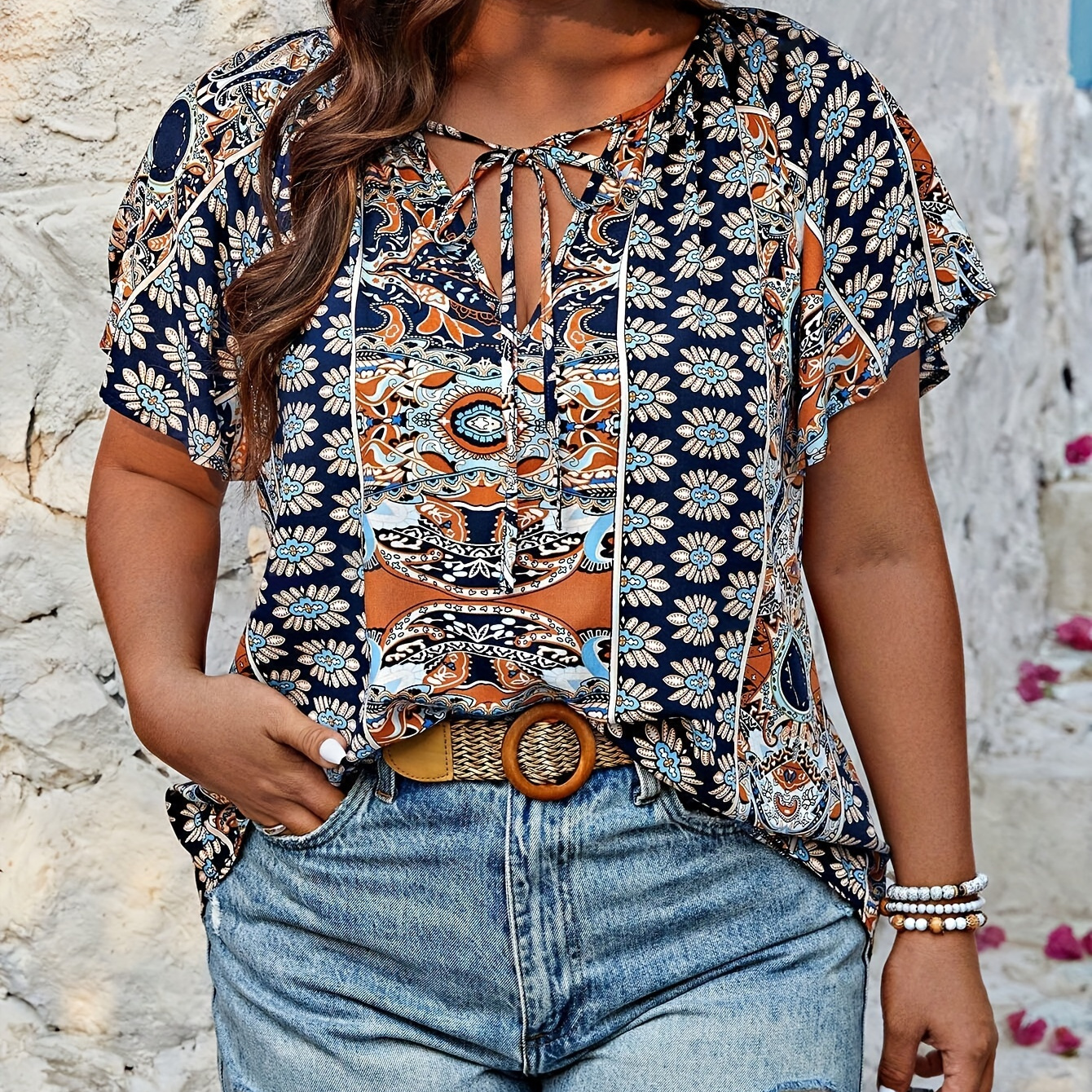 

Plus Size Floral Print Tie Neck T-shirt, Boho Short Sleeve Top For Spring & Summer, Women's Plus Size Clothing