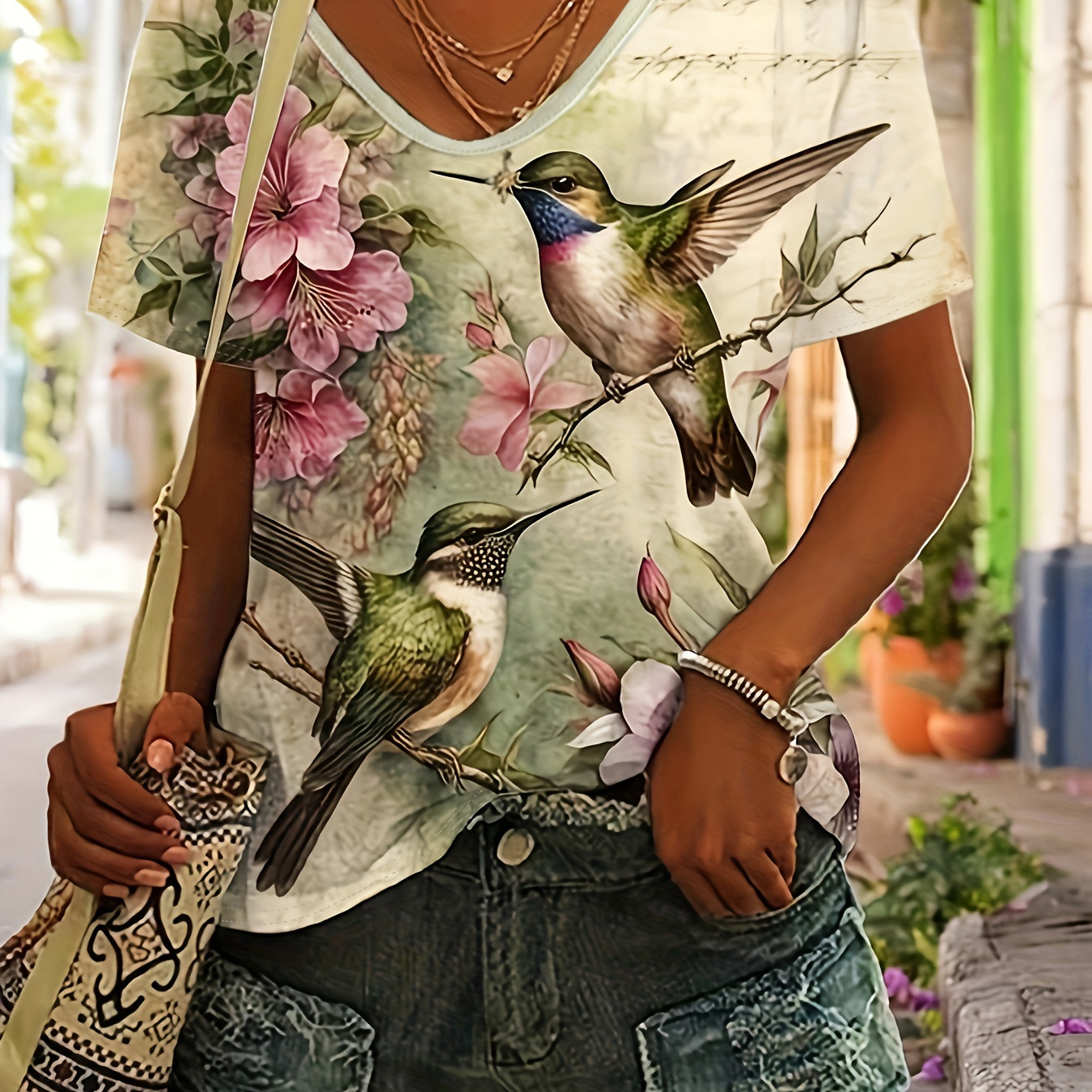 

Floral & Bird Print T-shirt, Casual V Neck Short Sleeve Top For Spring & Summer, Women's Clothing