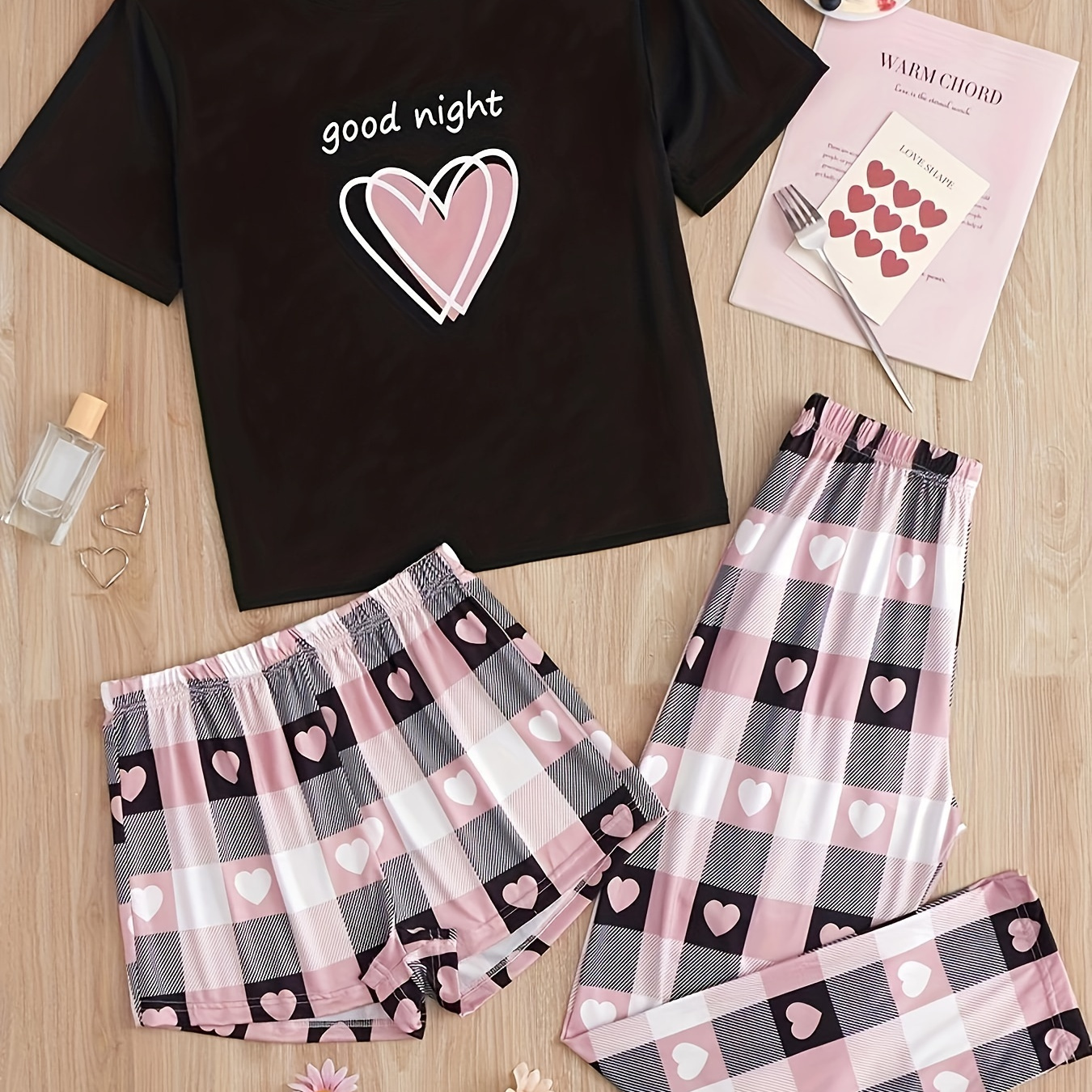 

Women's Heart & Plaid & Slogan Print Casual Pajama Set, Short Sleeve Round Neck Top & Shorts & Pants, Comfortable Relaxed Fit