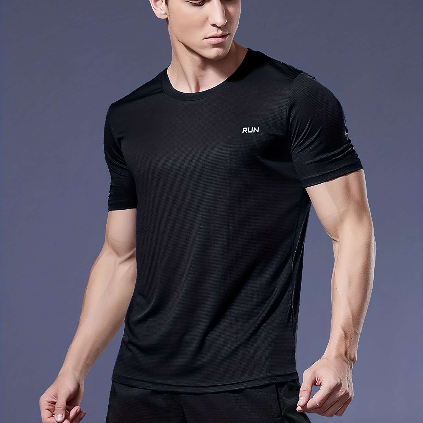 

Ultralight Quick Dry Sport T-shirt For Men - Breathable And Lightweight Top For Fitness, Training, Running, And Gym Workouts