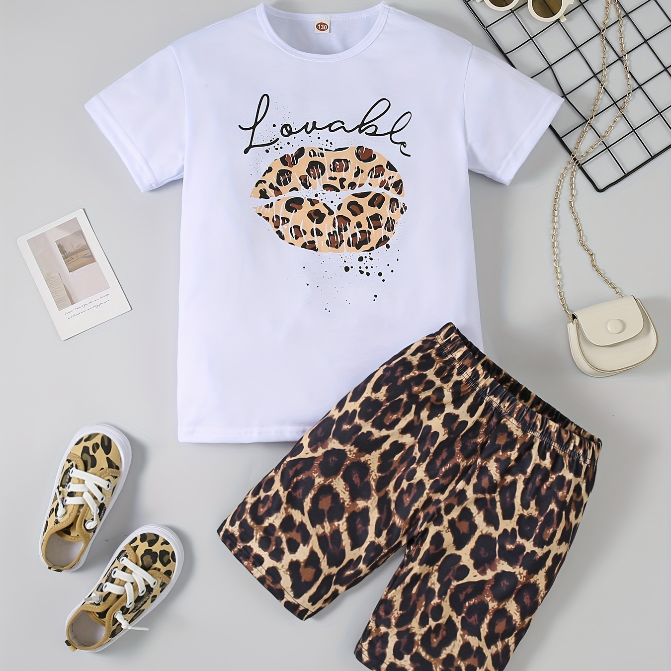 

2pcs Girls Leopard Lips Graphic T-shirts Casual Round Neck Tees Top & Elastic Waist Shorts Set Kids Summer Clothes