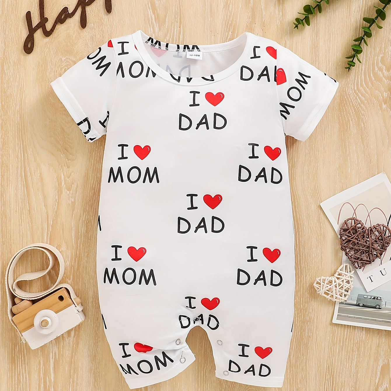 

Infant's "i Love Mom & I Love Dad" Allover Print Bodysuit, Casual Short Sleeve Romper, Baby Boy's Clothing For Summer/spring