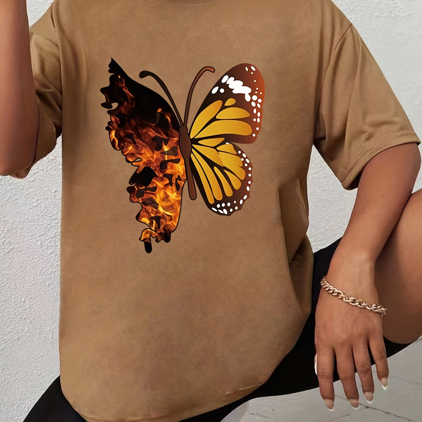 

Butterfly Graphic Print Crew Neck T-shirt, Casual Loose Short Sleeve Summer T-shirts Tops, Women's Clothing