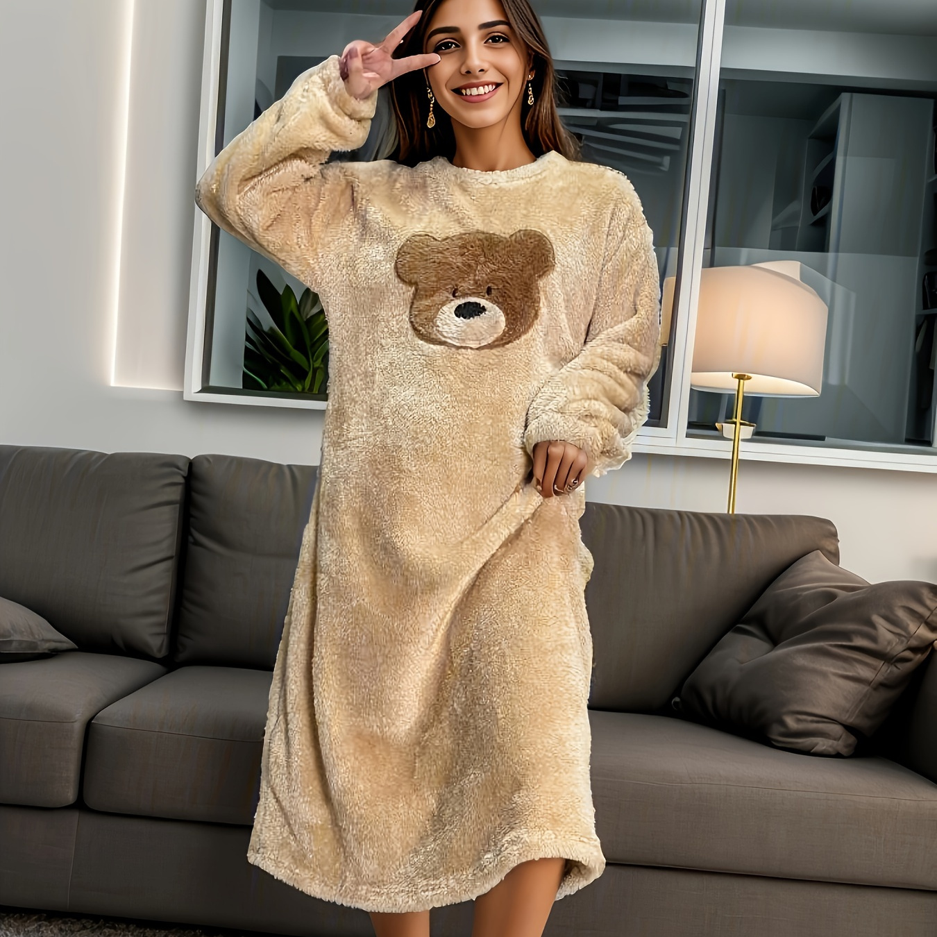 

Robe de nuit en appliques d' de dessin - Chemise de nuit longue en peluche pour femme, % de polyester, col rond, vêtements de nuit chauds pour /l'hiver