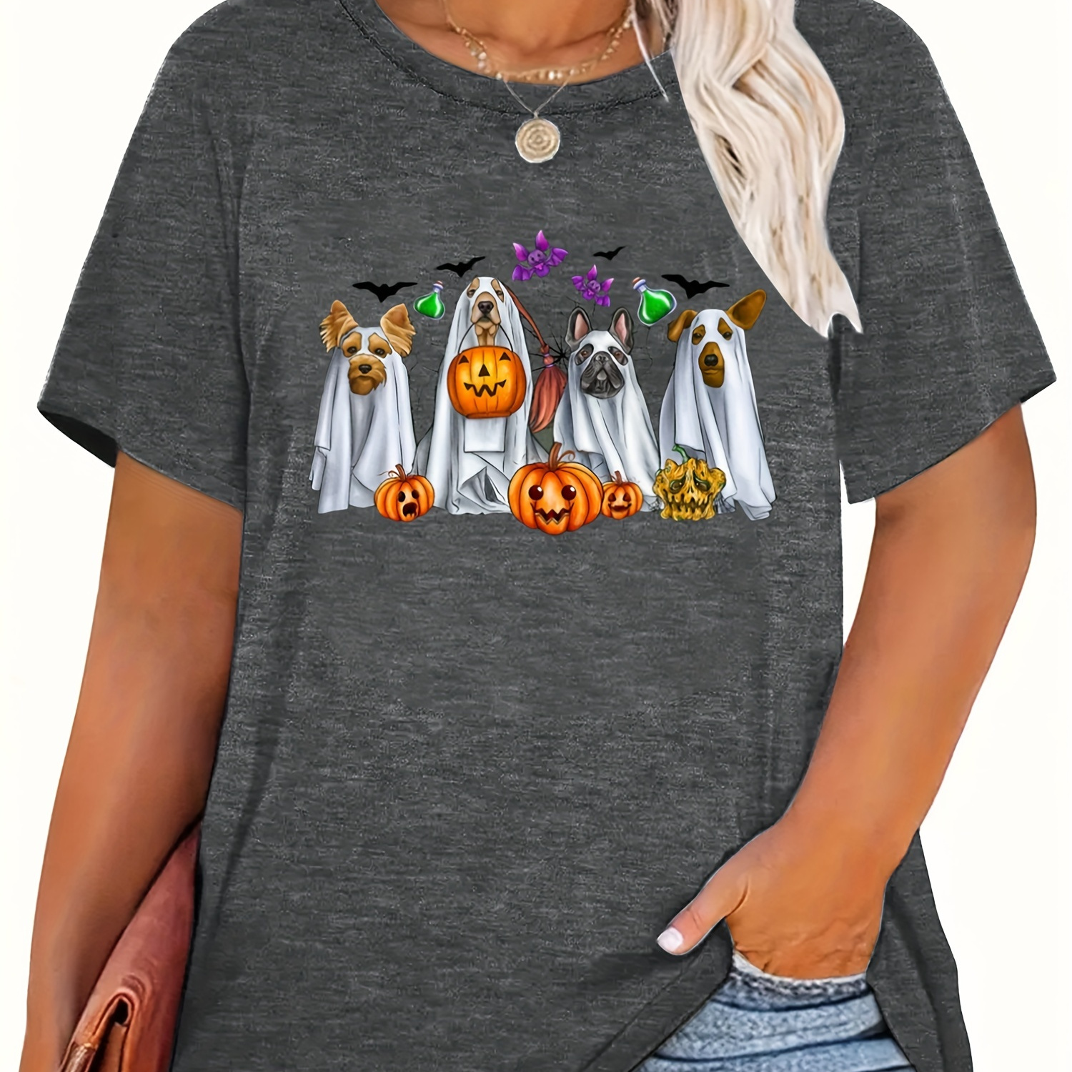 

Plus Size Halloween Print T-shirt, Casual Short Sleeve Crew Neck Top For Spring & Summer, Women's Plus Size Clothing