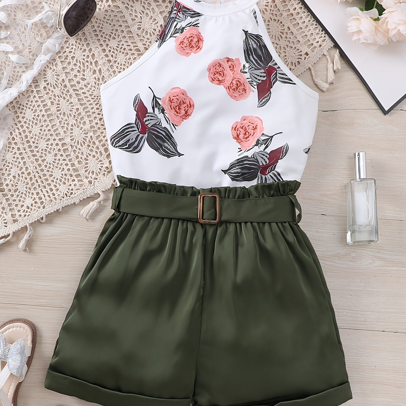 

Girls Summer 2pcs Boho Floral Halter Top & Solid Belt Shorts Set Casual Holiday Outfit