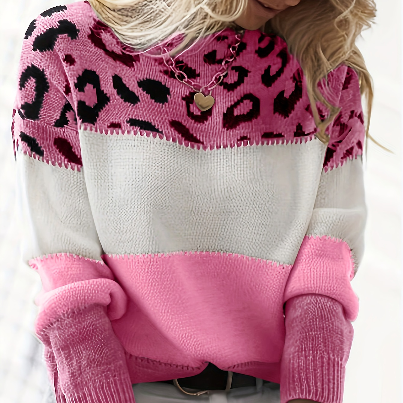 

Women's Loose-fitting Casual Long-sleeve Pullover Sweater With Leopard Print For Autumn And Winter.