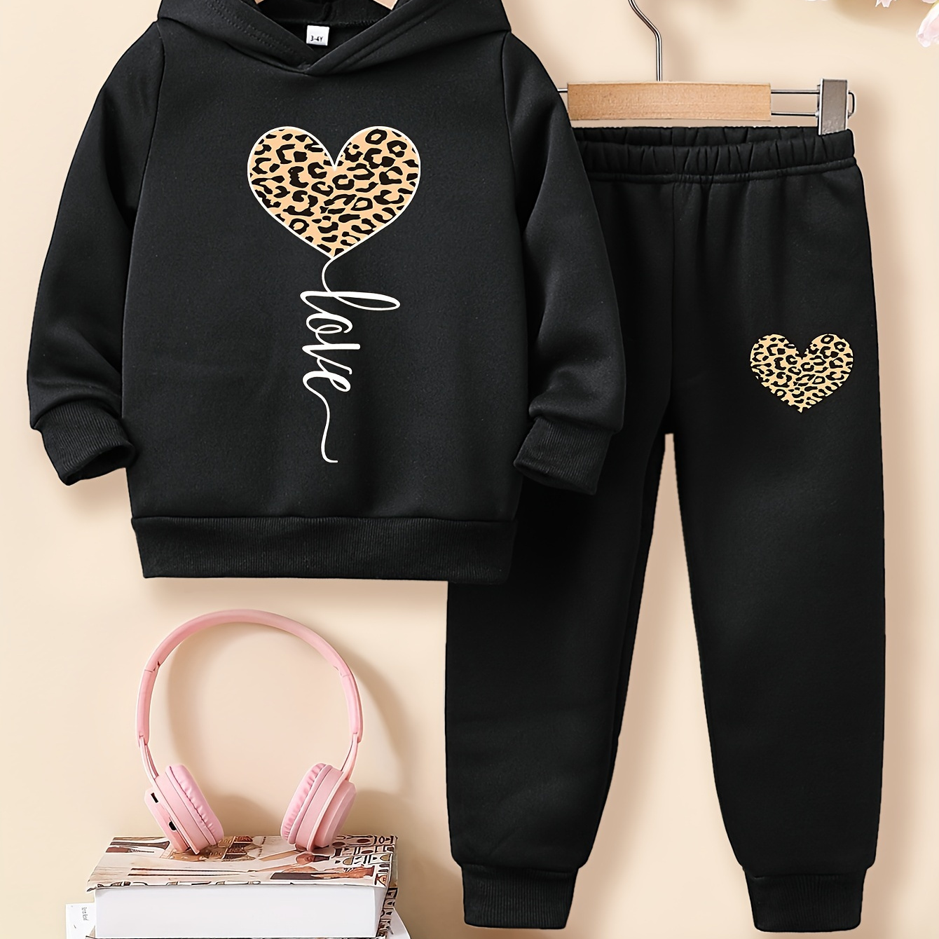 

Girls' 2-piece Set, Casual Hooded Long Sleeve Pullover And Comfortable Matching Sweatpants, Cartoon Pattern, Polyester, Stretchy, Knit, Loose Fit, For Daily And Outdoor Wear, Fall/winter Season