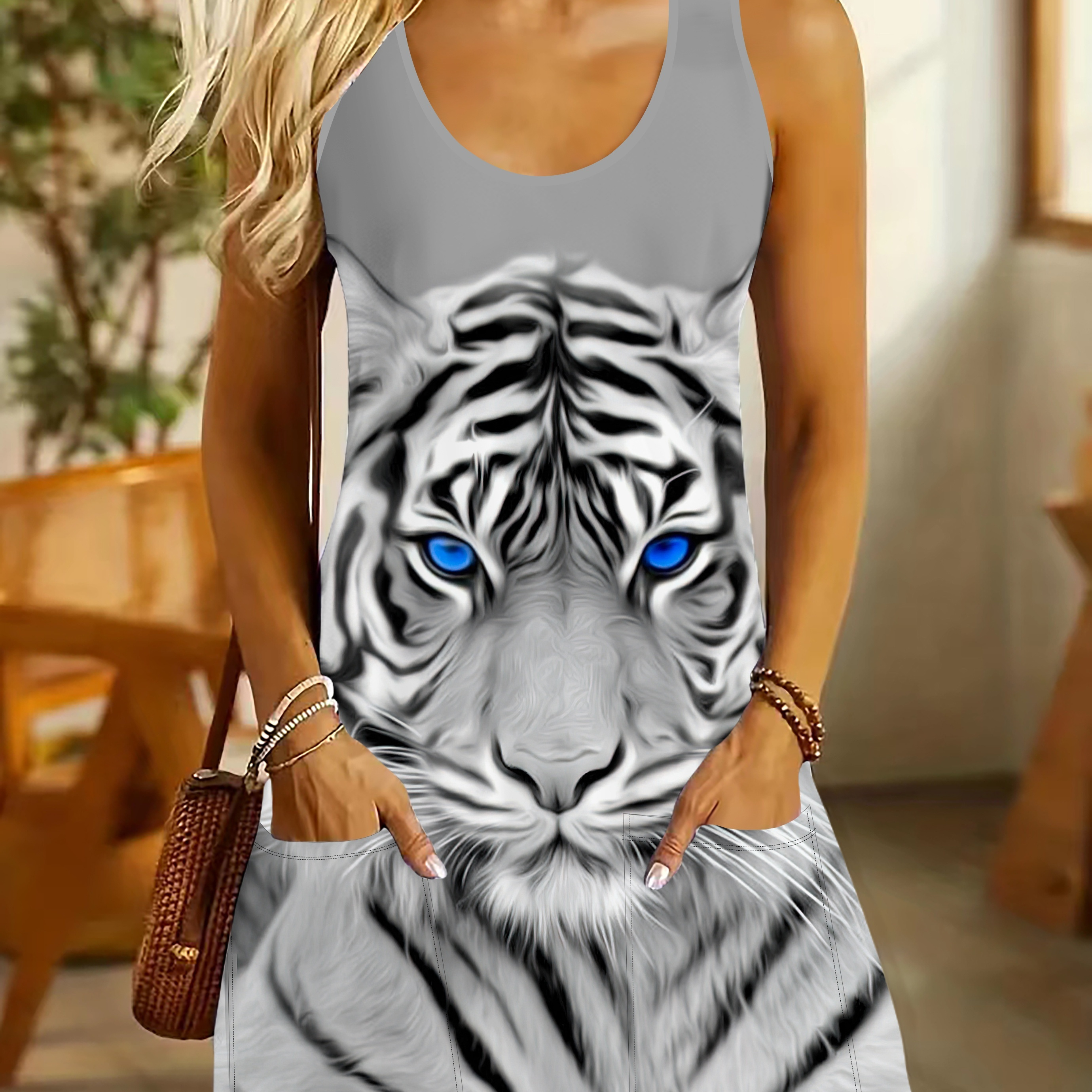 

Plus Size Tiger Print Pocket Tank Dress, Casual Sleeveless Crew Neck Dress For Spring & Summer, Women's Plus Size Clothing