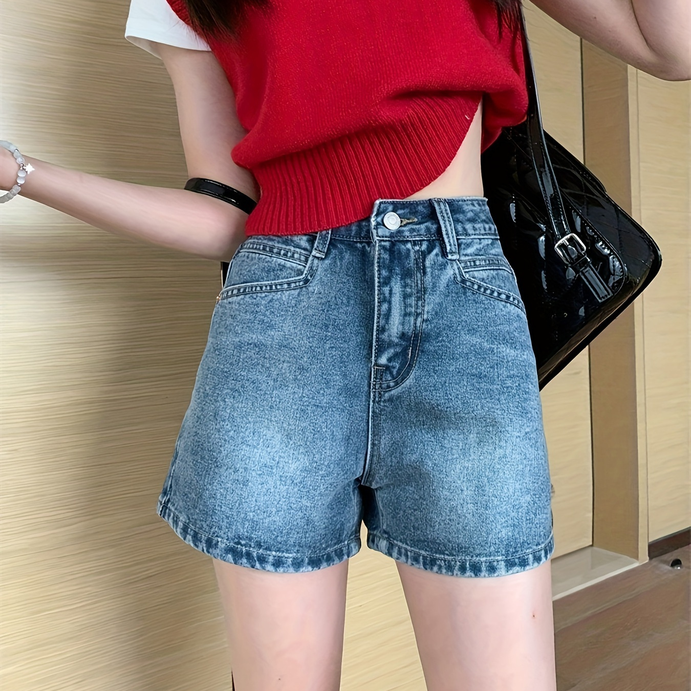 

Versatile Plain Washed Blue High Rise Loose Fit Slash Pocket Zipper Button Closure Women's Denim Shorts