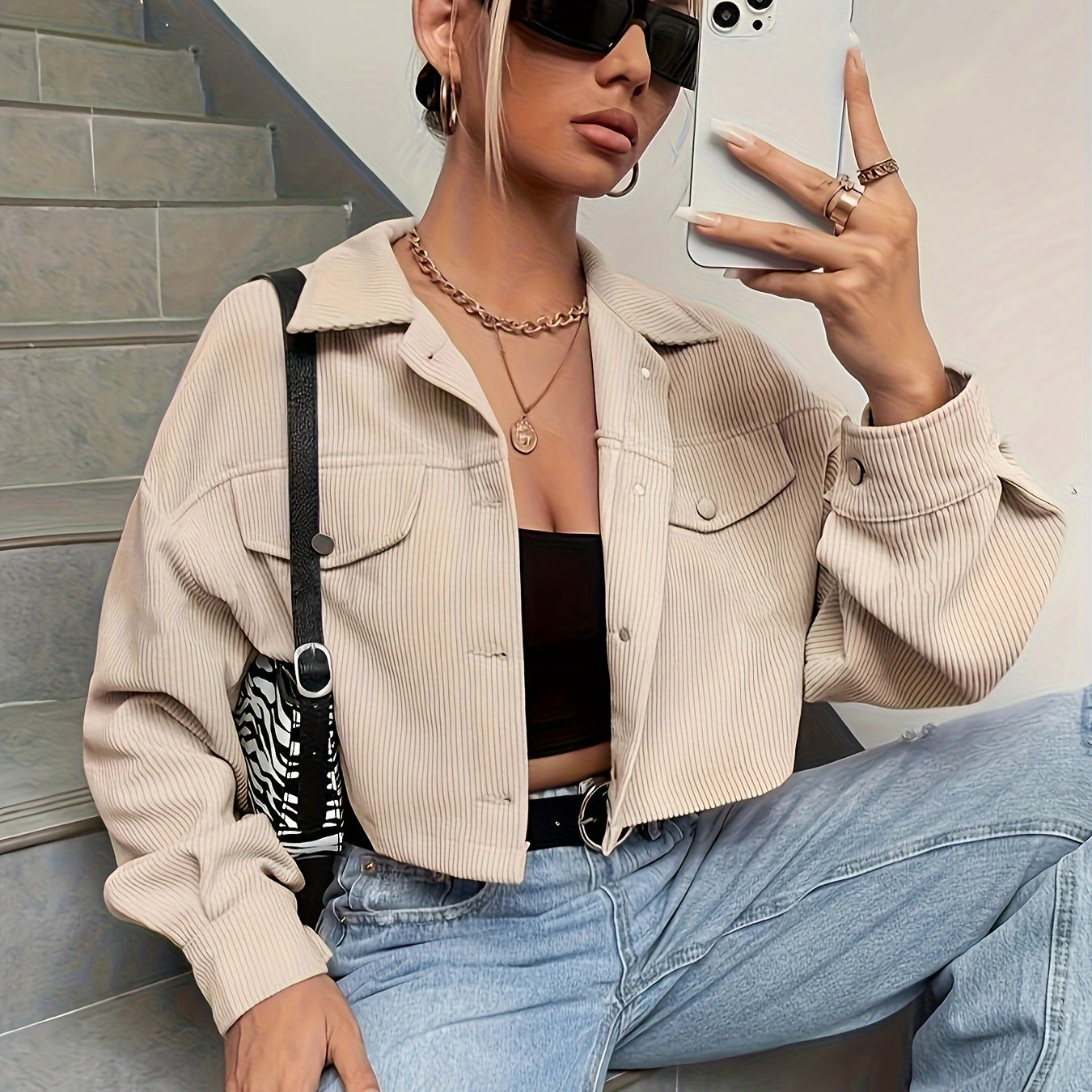 

Elegant Polyester Casual Jacket With Lapel Collar, Solid Color, Woven, Polyester 88%, Cotton 12%, All-season, With Fake Pocket Details - Women's Short Jacket