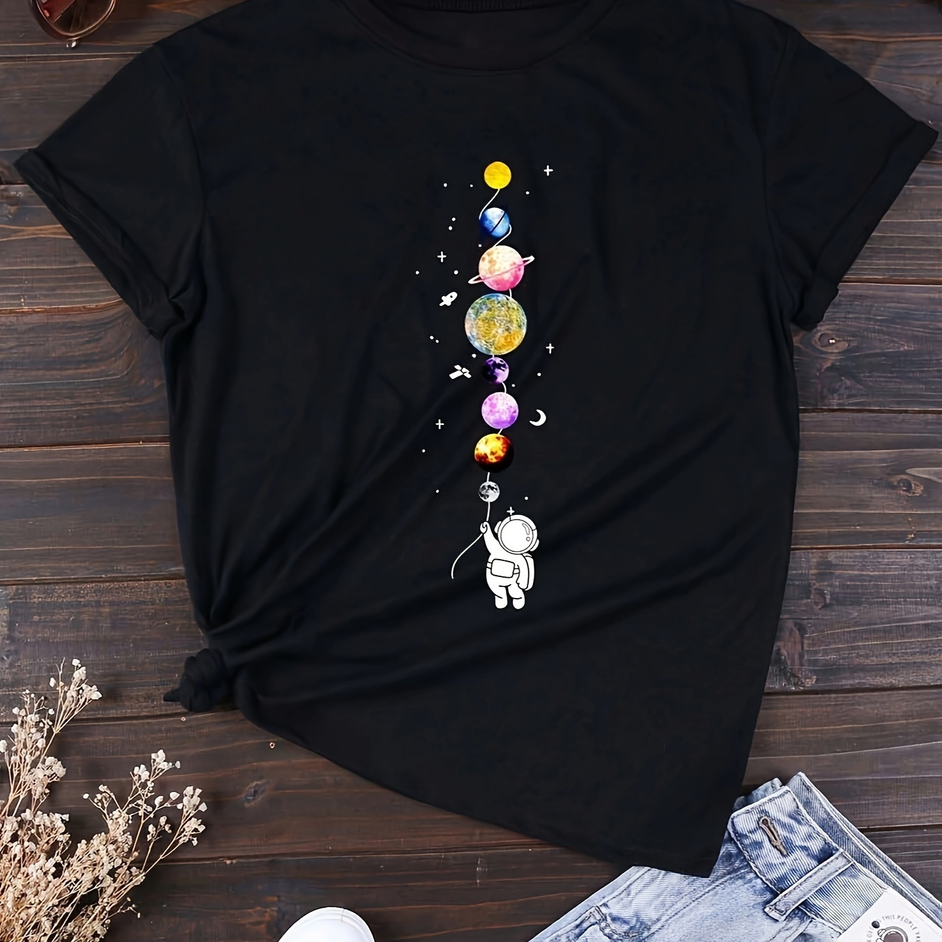

Astronaut & Planet Print Crew Neck T-shirt, Casual Short Sleeve T-shirt For Spring & Summer, Women's Clothing