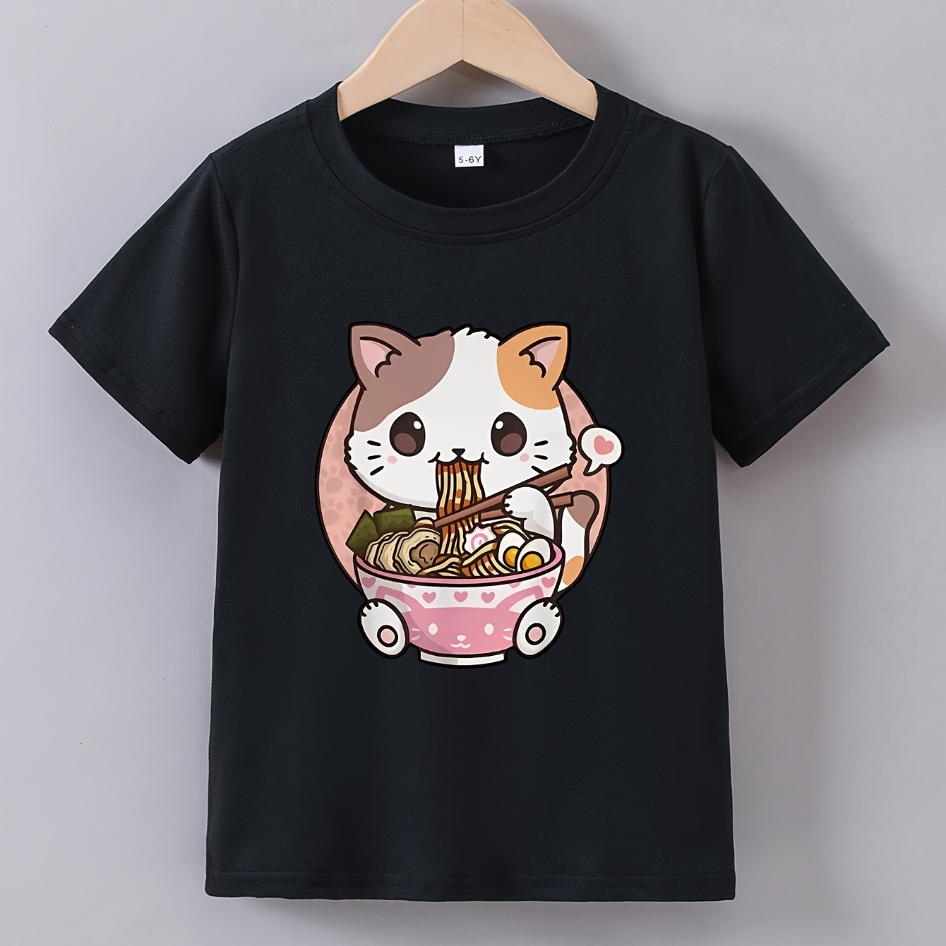 

Girls Summer Casual Fashion Cute Cartoon Cat Eating Noodles Printed T-shirt Top, Short Sleeves, Round Neck, Comfort Fit - Youthful Style