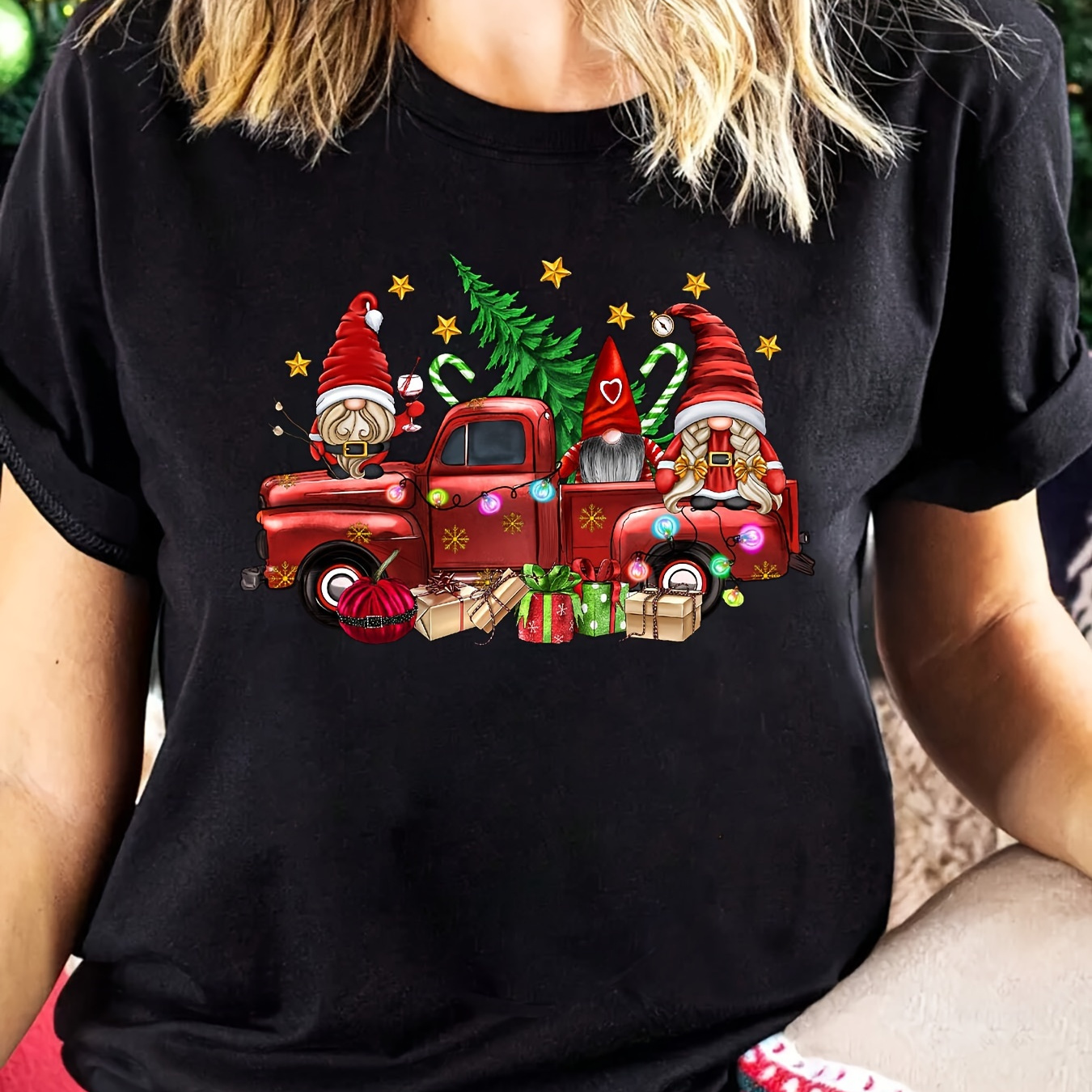 

Women's Christmas Truck Print T-shirt, Short Sleeve Crew Neck Casual Top, Cotton Blend, Regular Fit, All-season Fashion Tee For Ladies