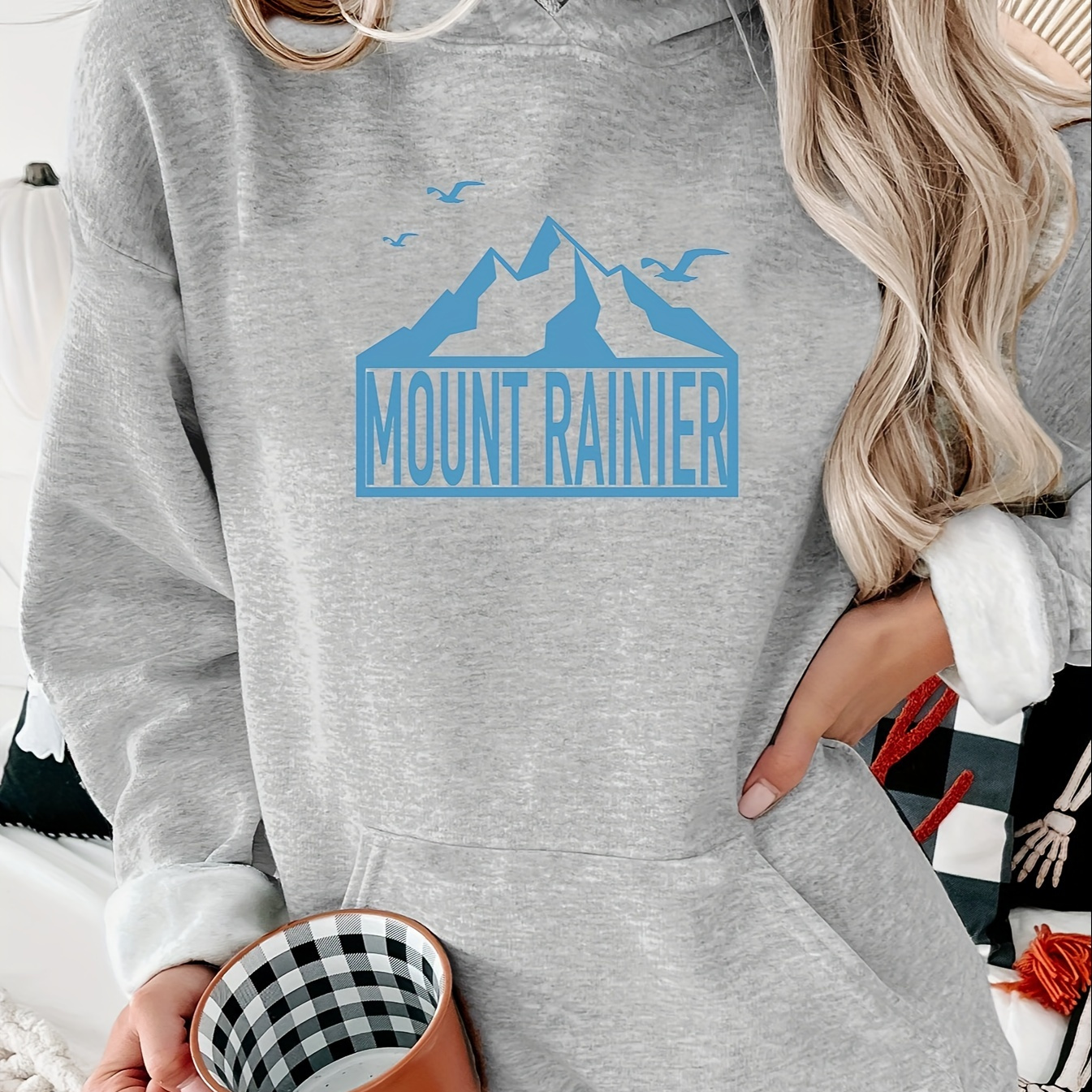 

Mount Rainier Print Drawstring Hoodie, Casual Pocket Hooded Sweatshirt For Winter & Fall, Women's Clothing