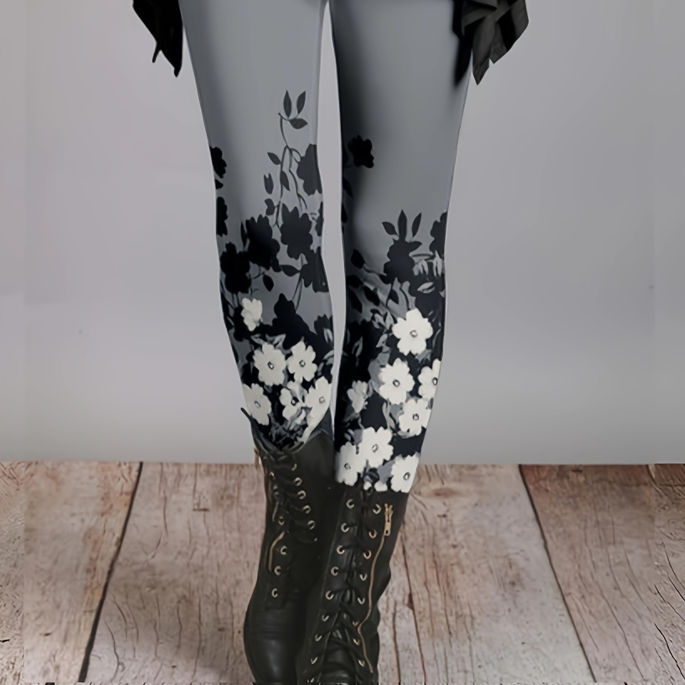 

Legging gainant taille haute pour femme avec mélange de polyester et spandex, imprimé géométrique, lavable en machine, à porter toute l'année.