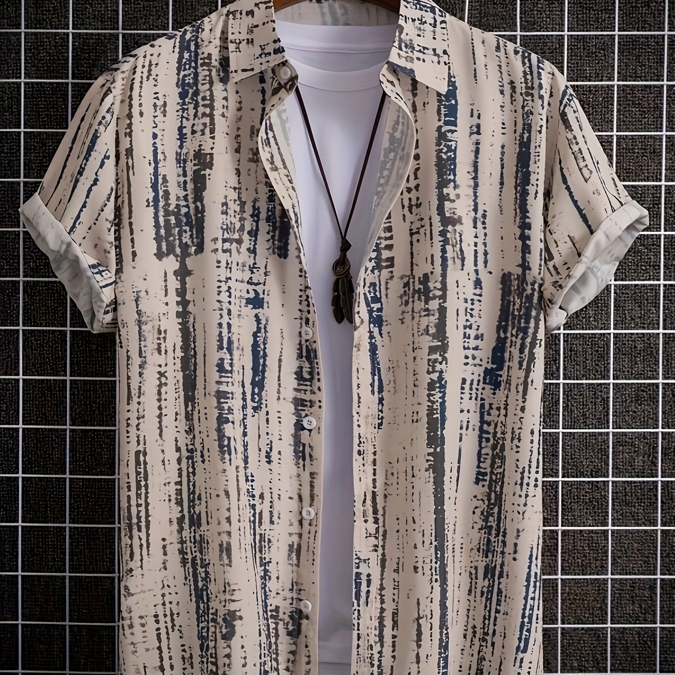 

Men's Loose Geometric Print Shirt, Casual Lapel Button Up Short Sleeve Shirt For Outdoor Activities