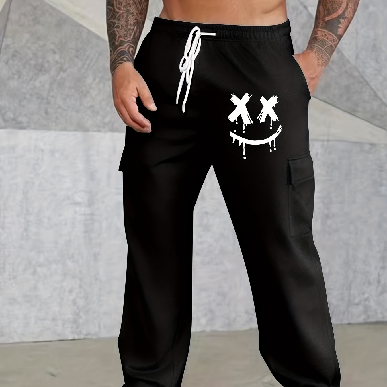 

Men's Smile Face/"roge Me" Graphic Print Cargo Pants, Oversized Fashion Street Style Pants, Men's Clothing, Plus Size