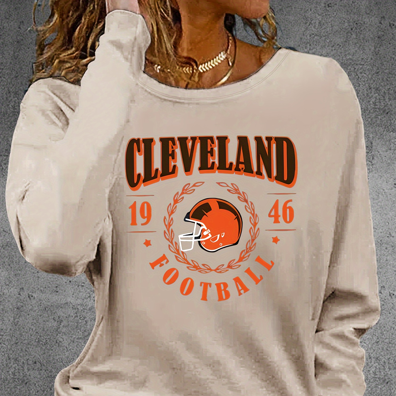 

Women's Casual Long Sleeve T-shirt With Football Team Graphic - Crew Neck, Polyester, Machine Washable - Spring & Fall, Print, Top