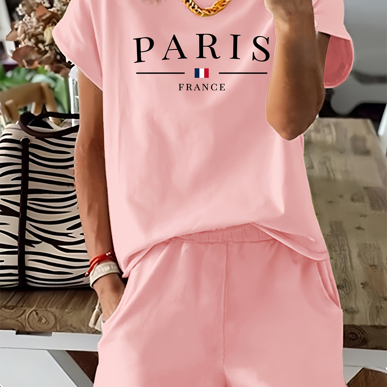 

Paris Print Casual 2 Piece Set, Crew Neck Short Sleeve T-shirt & Elastic Waist Slant Pocket Shorts Outfits, Women's Clothing