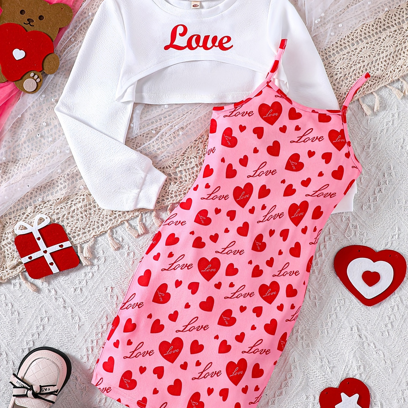 

2pcs Girls Love Print Cropped Long Sleeve Pullover + Heart Graphic Cami Dress For Summer Valentine's Day Gift
