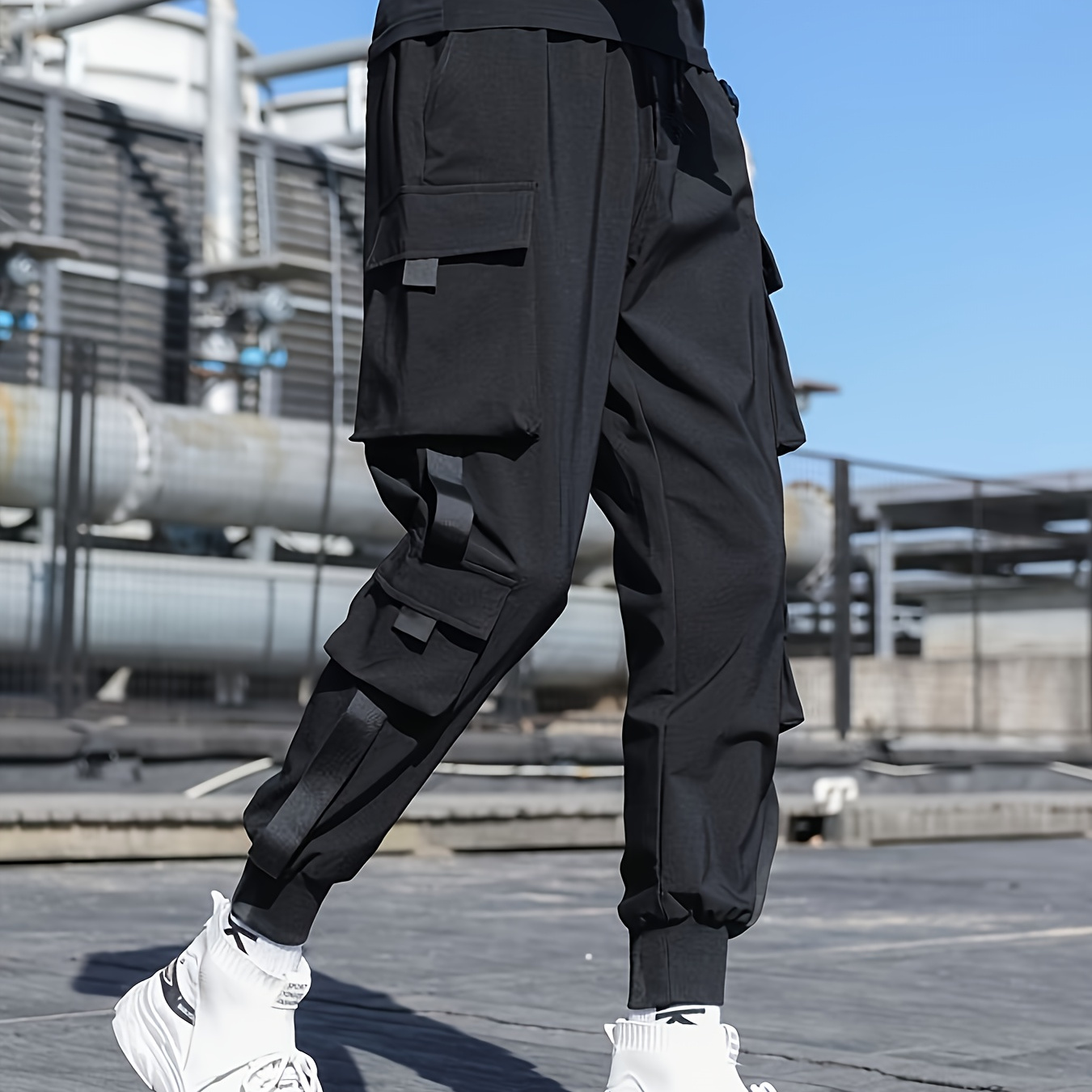 

American-style Loose Casual Joggers For Teenagers, Featuring Cropped Cargo Pants With Multiple Pockets, Suitable For Outdoor Activities And Sports.