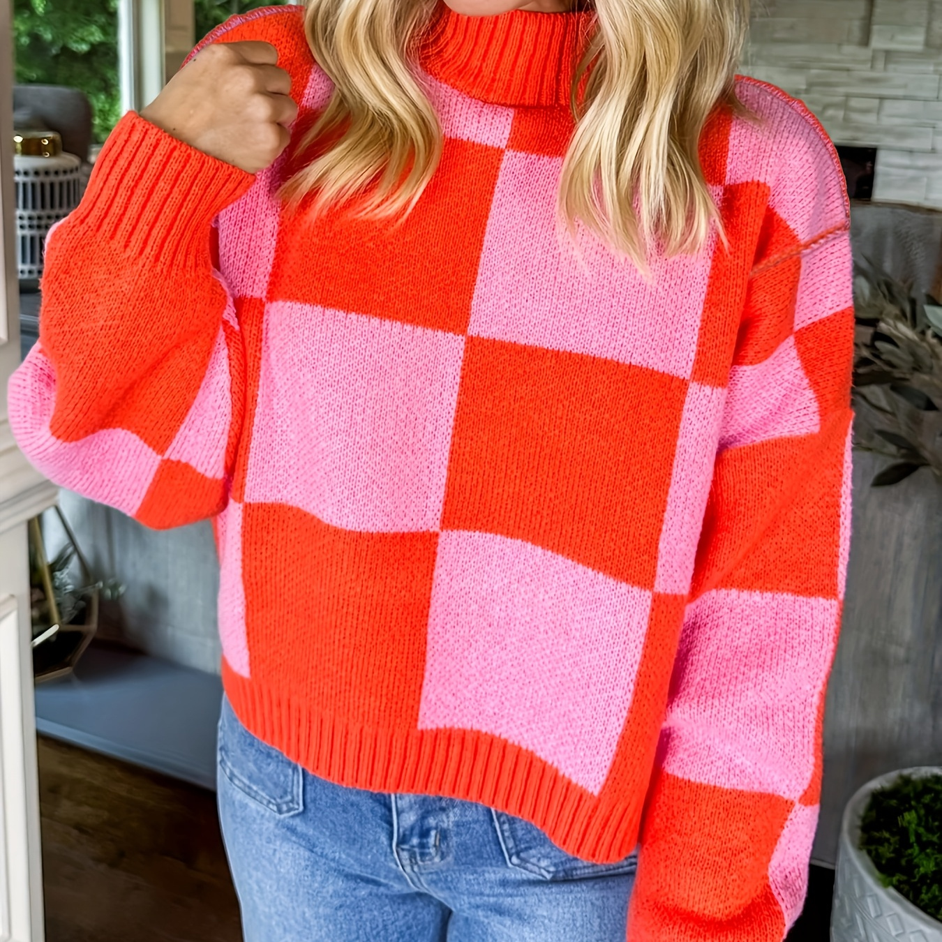 

Turtle Neck Cropped Sweater