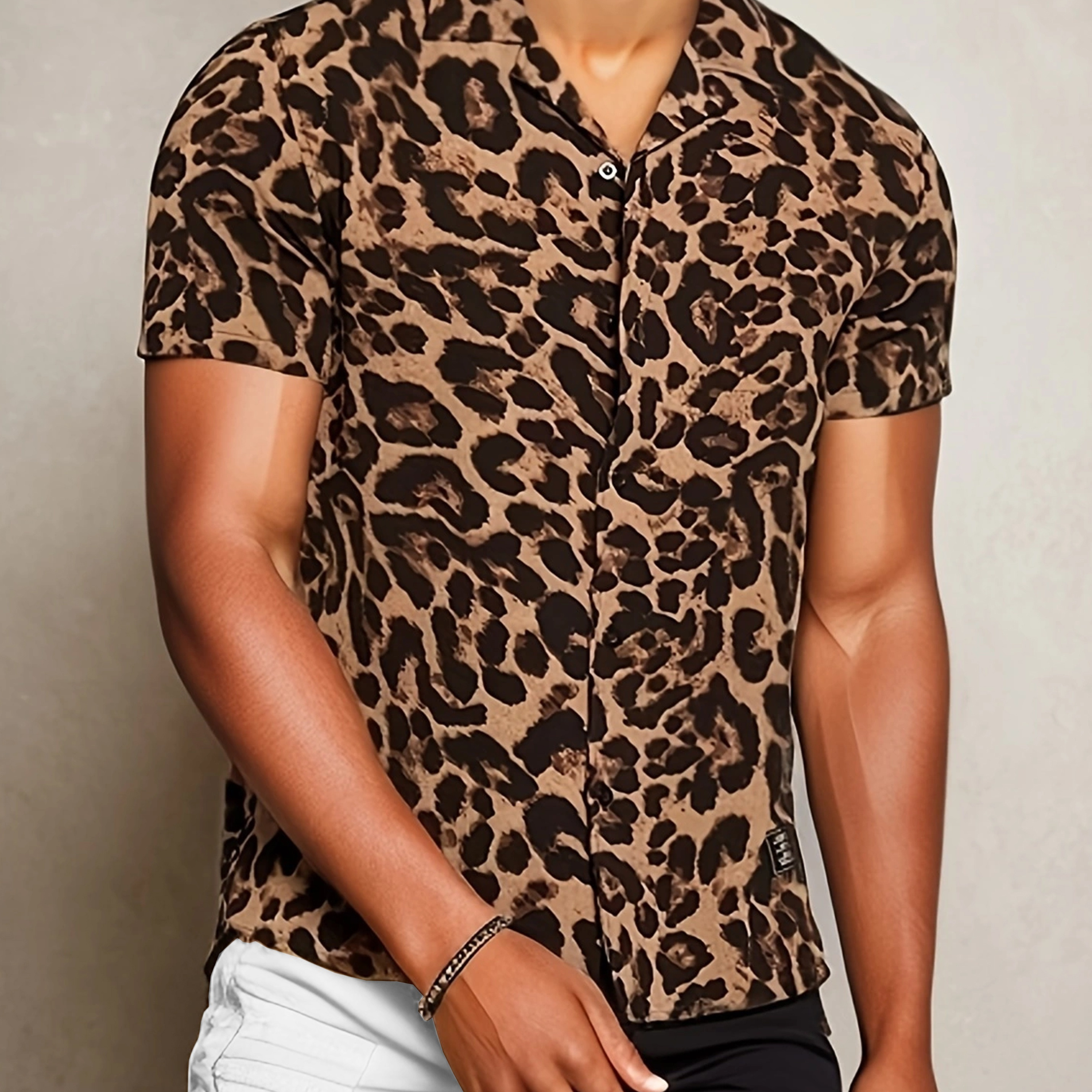 

Men's Leopard Print Shirt In Casual Style, Men's Short-sleeve Button-up Shirt, Slim Fit Fashion Top For Daily Wear & Party