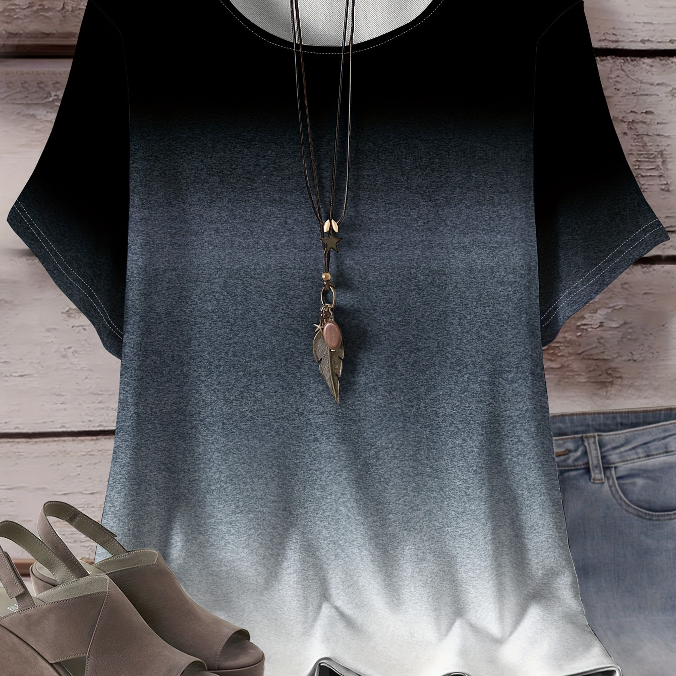 

Plus Size Ombre Print T-shirt, Casual Crew Neck Short Sleeve T-shirt, Women's Plus Size clothing