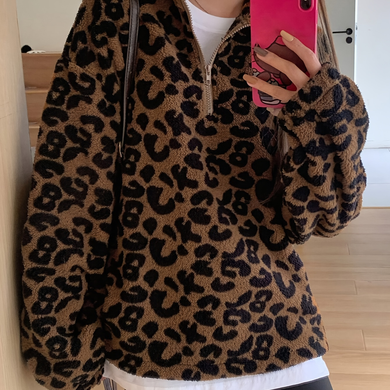 

Elegant Leopard Print Fleece Sweatshirt For Women - Cozy Zip-up Collar, Machine Washable, Fall/winter