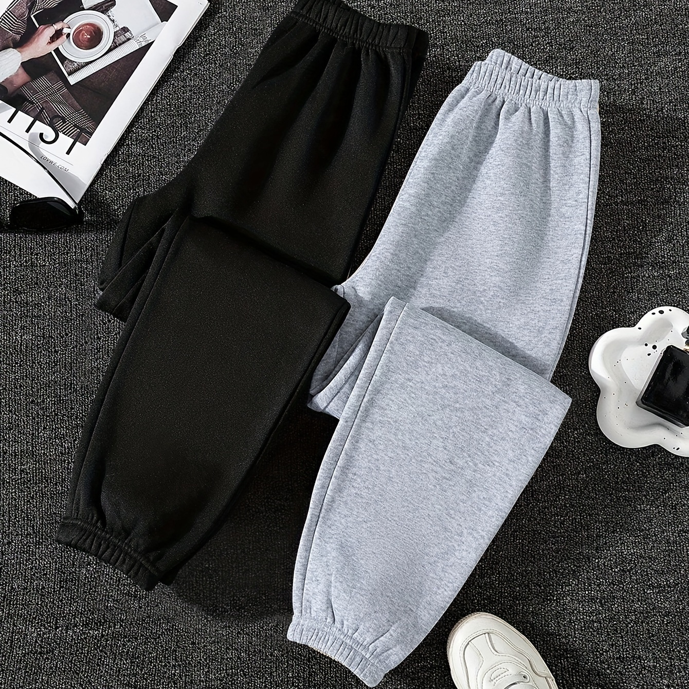 

Girls 2-piece Versatile & Casual Solid Colored Sweatpants Set For Spring & Summer & Fall For Outdoor Exercise & Workout