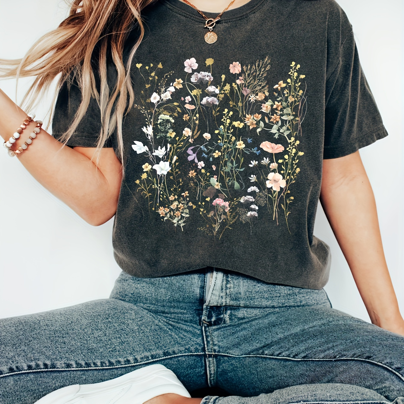 

Floral Print Crew Neck T-shirt, Casual Short Sleeve T-shirt For Spring & Summer, Women's Clothing