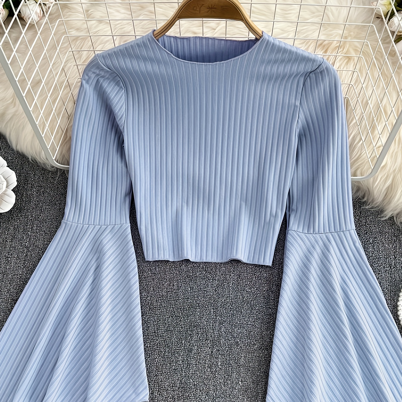 

[seasonal Charm] Women' Blue Ribbed Bell Sleeve Top - Elegant Round Neck Textured Shirt For Fall & Winter, Soft Polyester , Flared Long Sleeves, Machine Washable, Cute Long Sleeve Tops