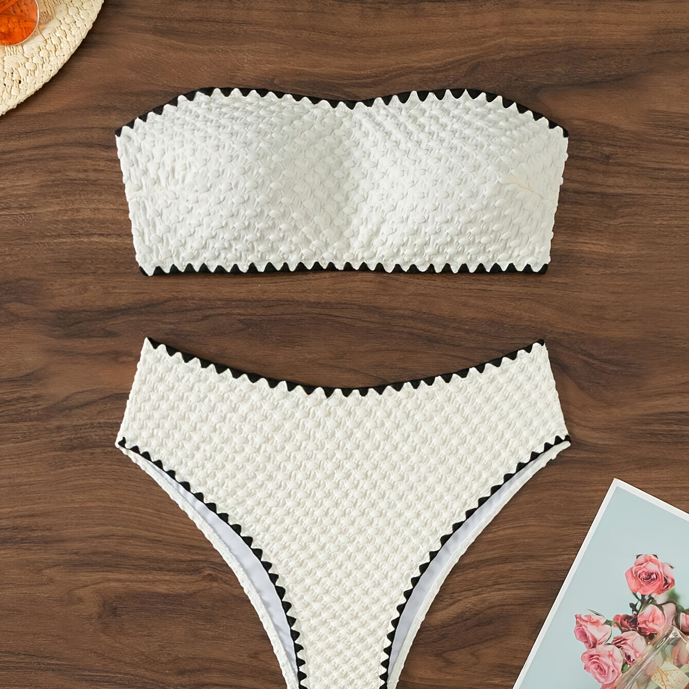 

Women's Two-piece Bikini Set, Sexy Solid Color, High-waisted With Frill Trim And Bud Flower Design Swimwear