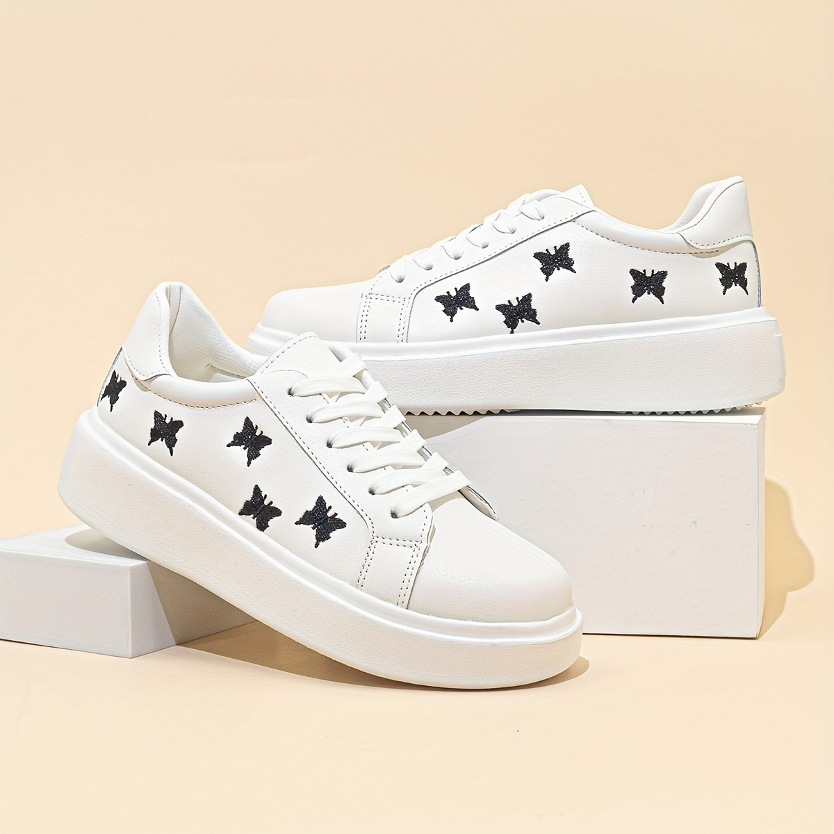 Sneakers with stars sales on them