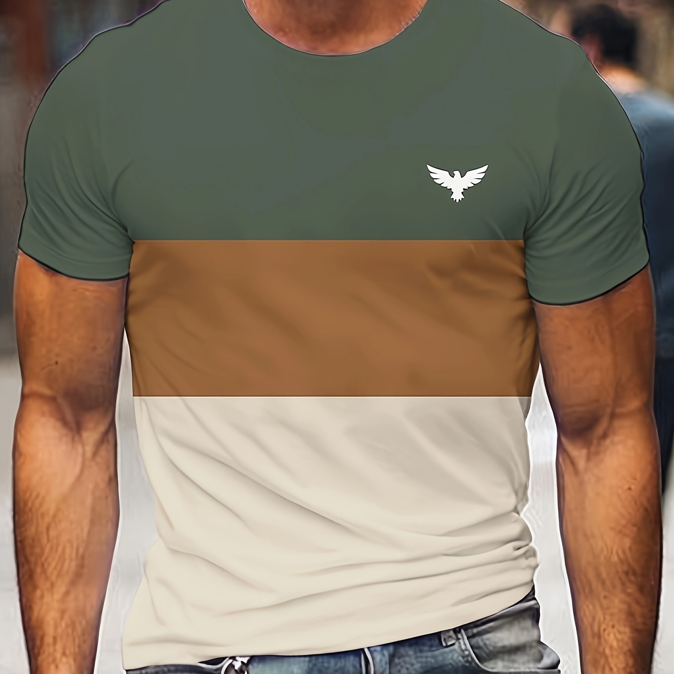 

T-shirt d'été confortable pour homme, t-shirt à manches courtes color block, haut décontracté tendance pour la vie quotidienne.