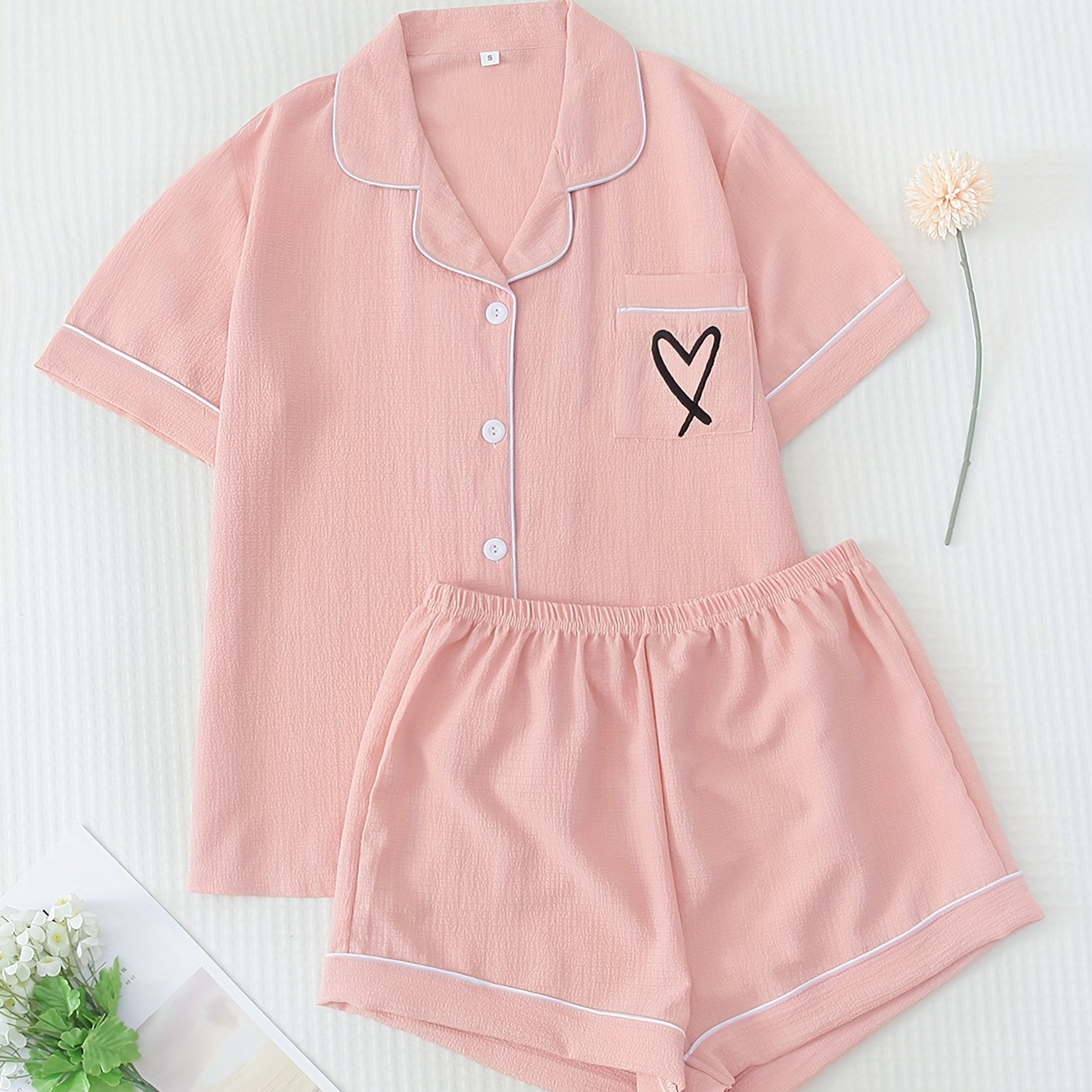

Casual Heart Print Pajama Set, Short Sleeve Button Up Lapel Collar Top & Elastic Shorts For Valentine's Day, Women's Sleepwear & Loungewear